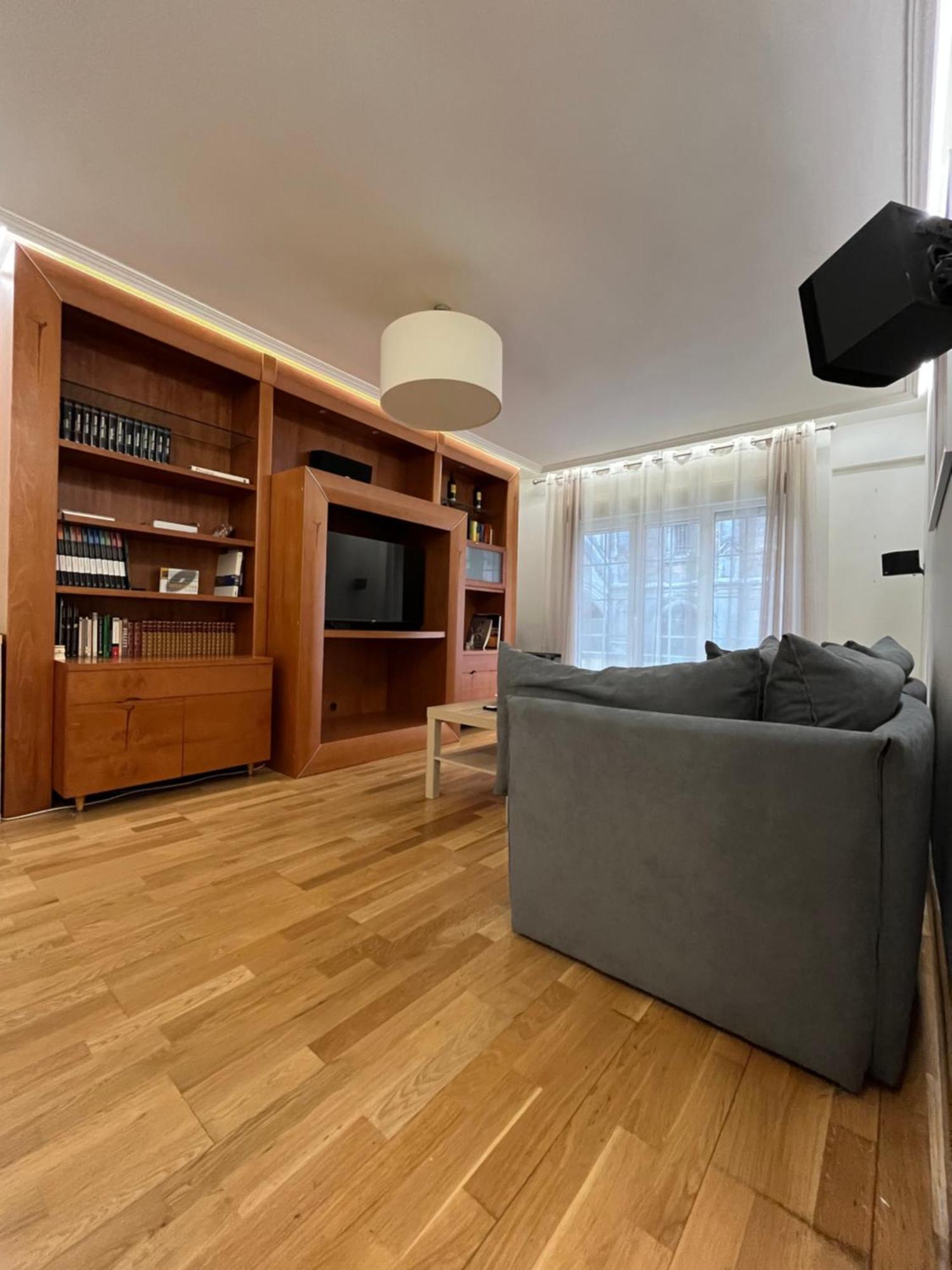 636A Gran Apartamento En Pleno Centro Oviedo Dış mekan fotoğraf